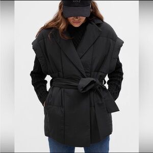 GAP Women's Black Belted Puffer Jacket